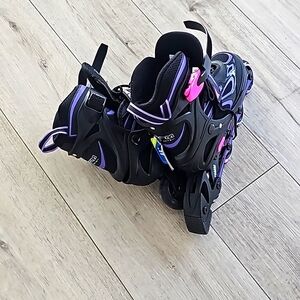 Girls Roller Blades